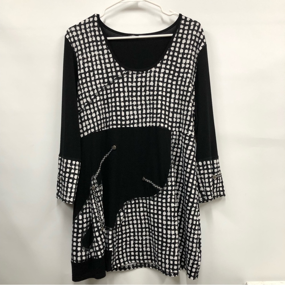 Linda Domani women’s top black & white XL